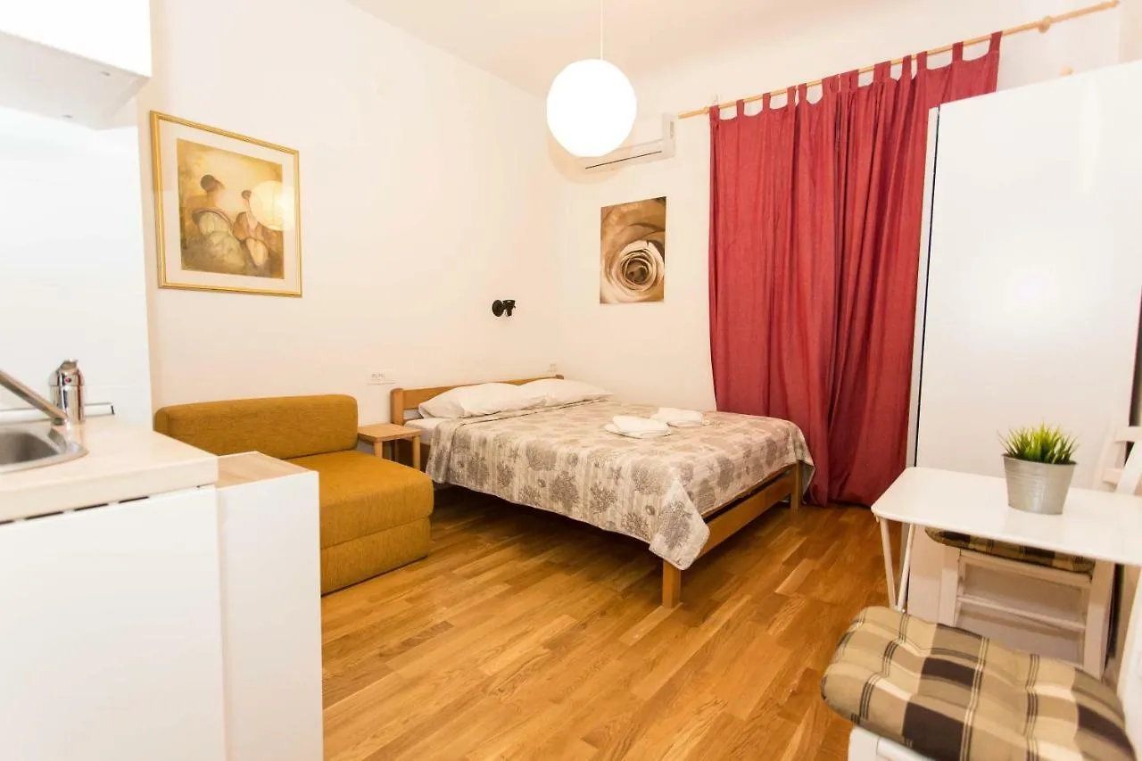 Apartment Stara Vrata Rijeka Guest house